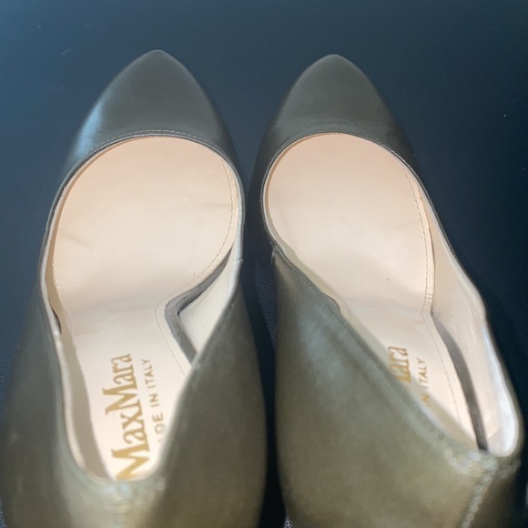 Max Mara womens olive green  size 7.5m pumps heels shoes Italy workwear - Picture 10 of 10